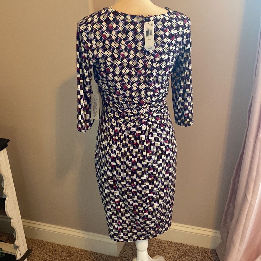 NYDJ Dress with Lift Tuck Technology (size 6) - Picture 5 of 9